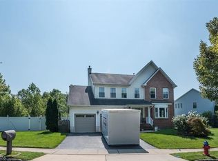 25 Crescent Rd, Old Bridge, NJ 08857