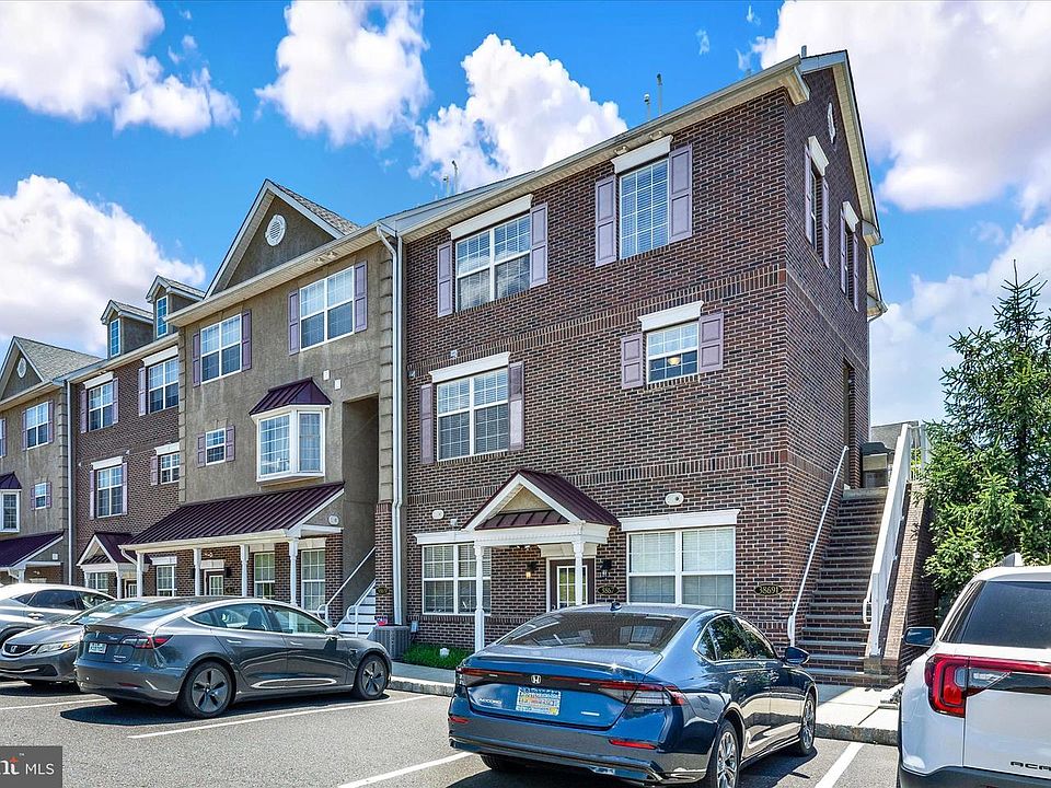 1st image of 3869 Ashland Dr #F2