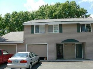 3323 River Bluff Dr, Eagan, MN 55121