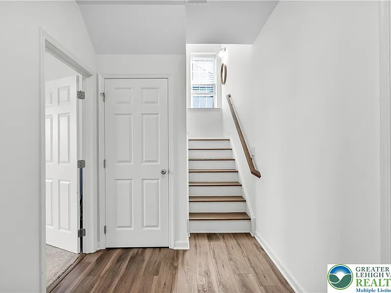 5044 Bellflower Dr — Photo 68