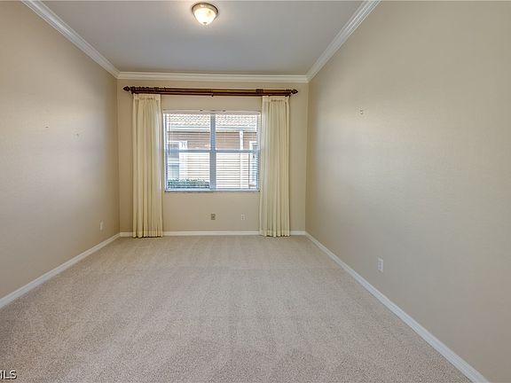 4th image of 2669 Sunset Lake Dr