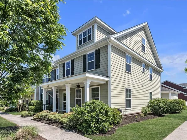 612 Towhee Ln, Chesapeake, VA 23323