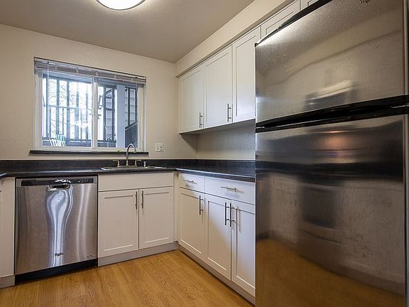 5th image of 13854 NE 8th St #11205064