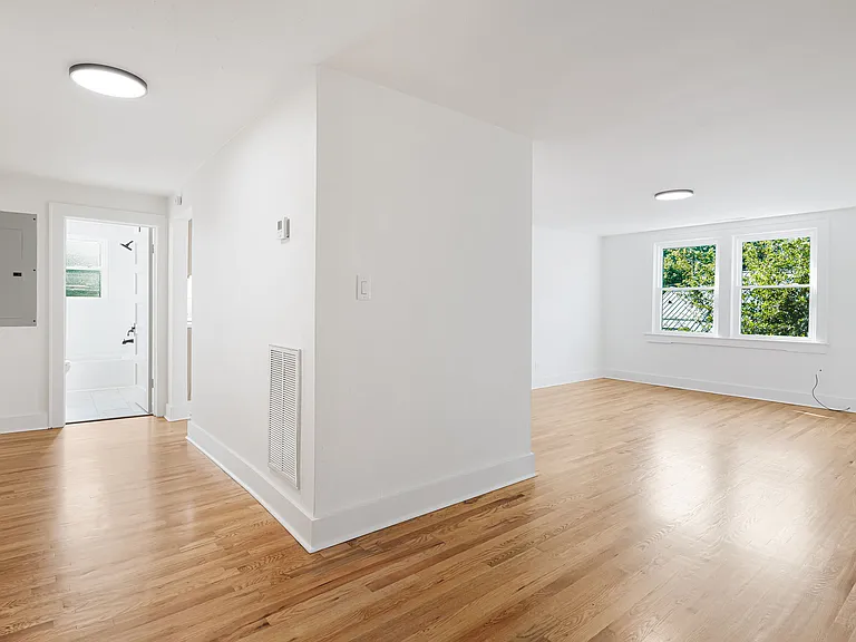 431 S Broad St #2 — Photo 5