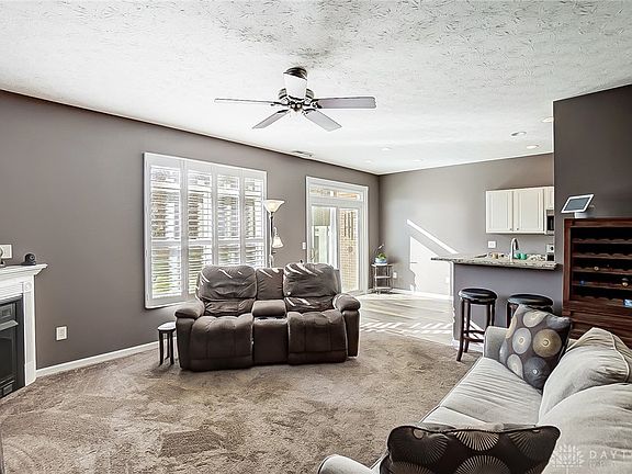 3rd image of 9291 Great Lakes Cir