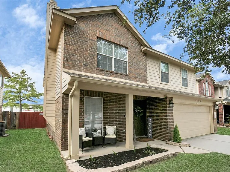 1215 Lavender Shade Ct — Photo 2