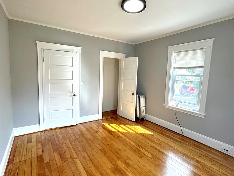 335-337 Franklin St #335 — Photo 11