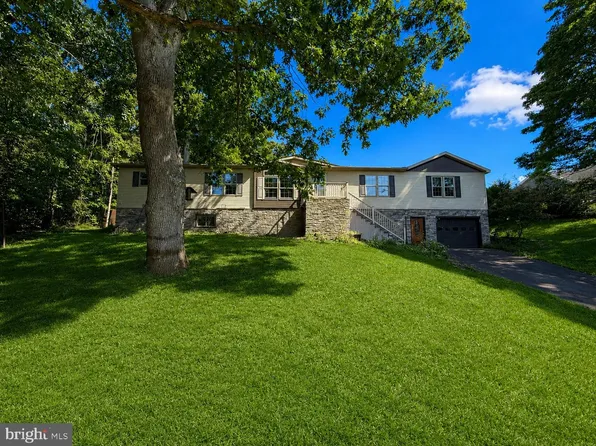 934 Avilton Lonaconing Rd, Lonaconing, MD 21539