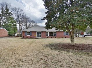 4738 Brownsboro Rd, Windy Hills, KY 40207