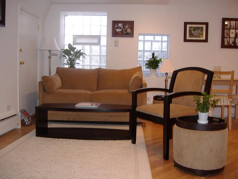 1428 N Greenview Ave #4 — Photo 4