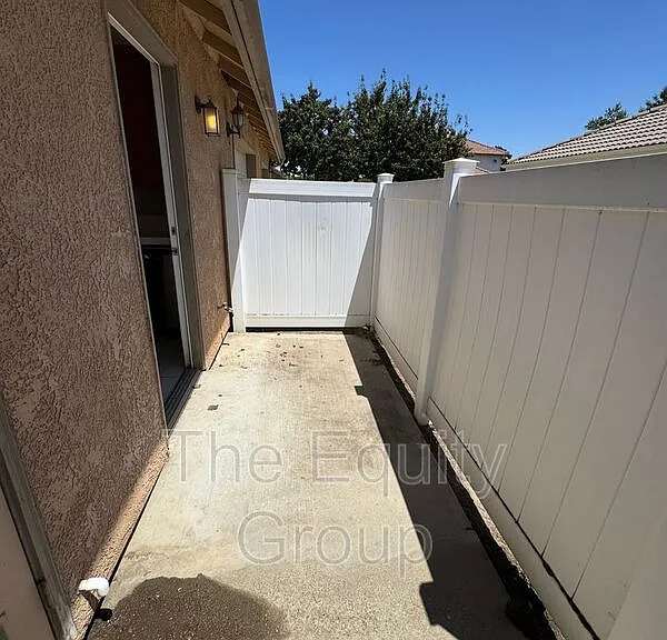 2824 N County Center St — Photo 18