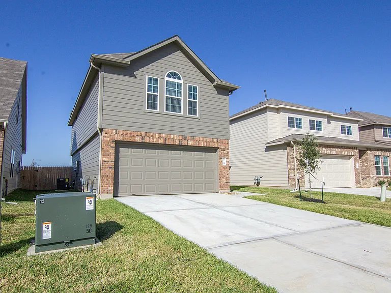 5511 Tobins Gully Dr — Photo 3