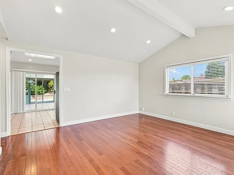 522 Lanning Ct — Photo 3