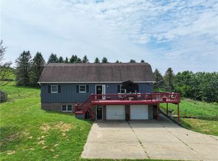 400 Walker Ln, Washington, PA 15301