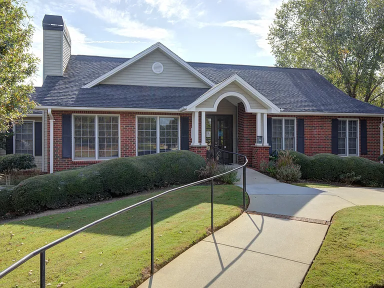 Leasing Center Exterior