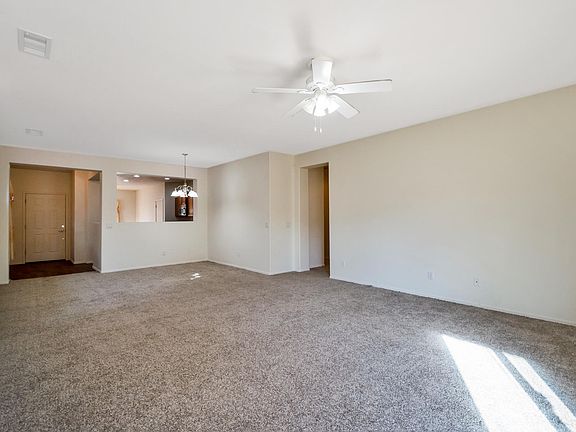 5th image of 439 E Yellow Wood Ave