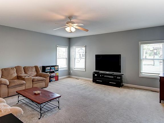 4th image of 220 Olentangy Meadows Dr