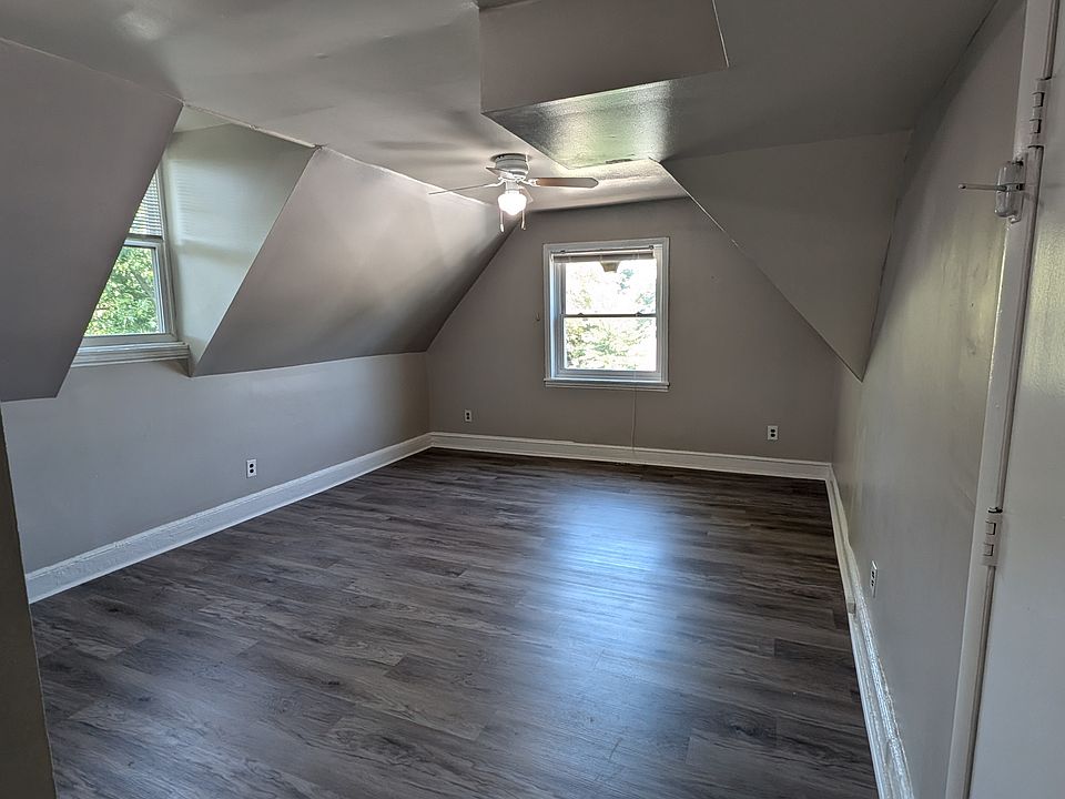 1st image of 319 N 33rd St #11019671