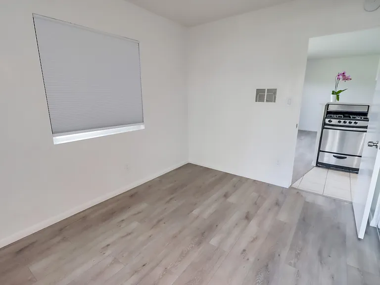 1024 Turquoise St #A — Photo 22