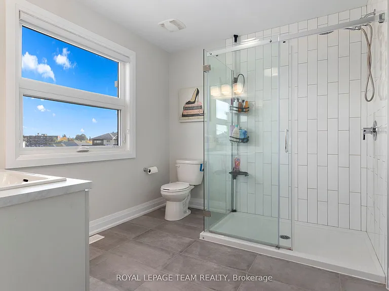 149 Argile St — Photo 17