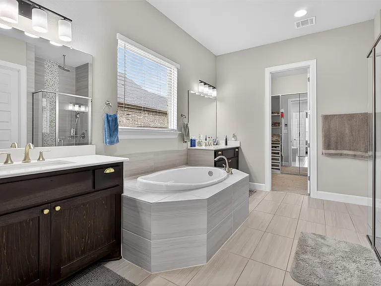 3371 Vasquez Pl — Photo 11