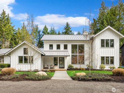 9581 NE Sigrids Court, Bainbridge Island, WA, 98110