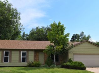 909 Harrison Dr, Lafayette, CO 80026