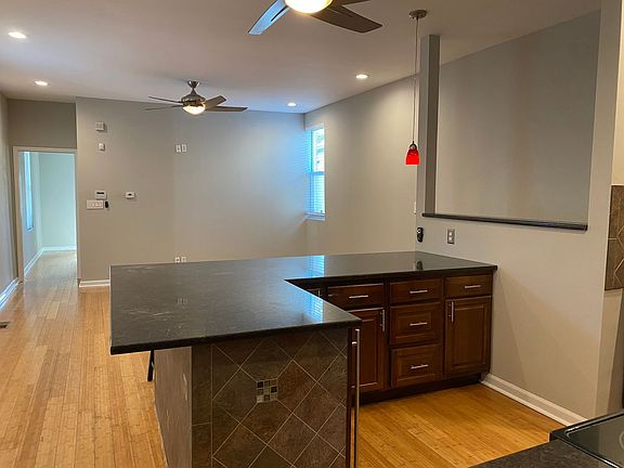 5th image of 5029 Daggett Ave