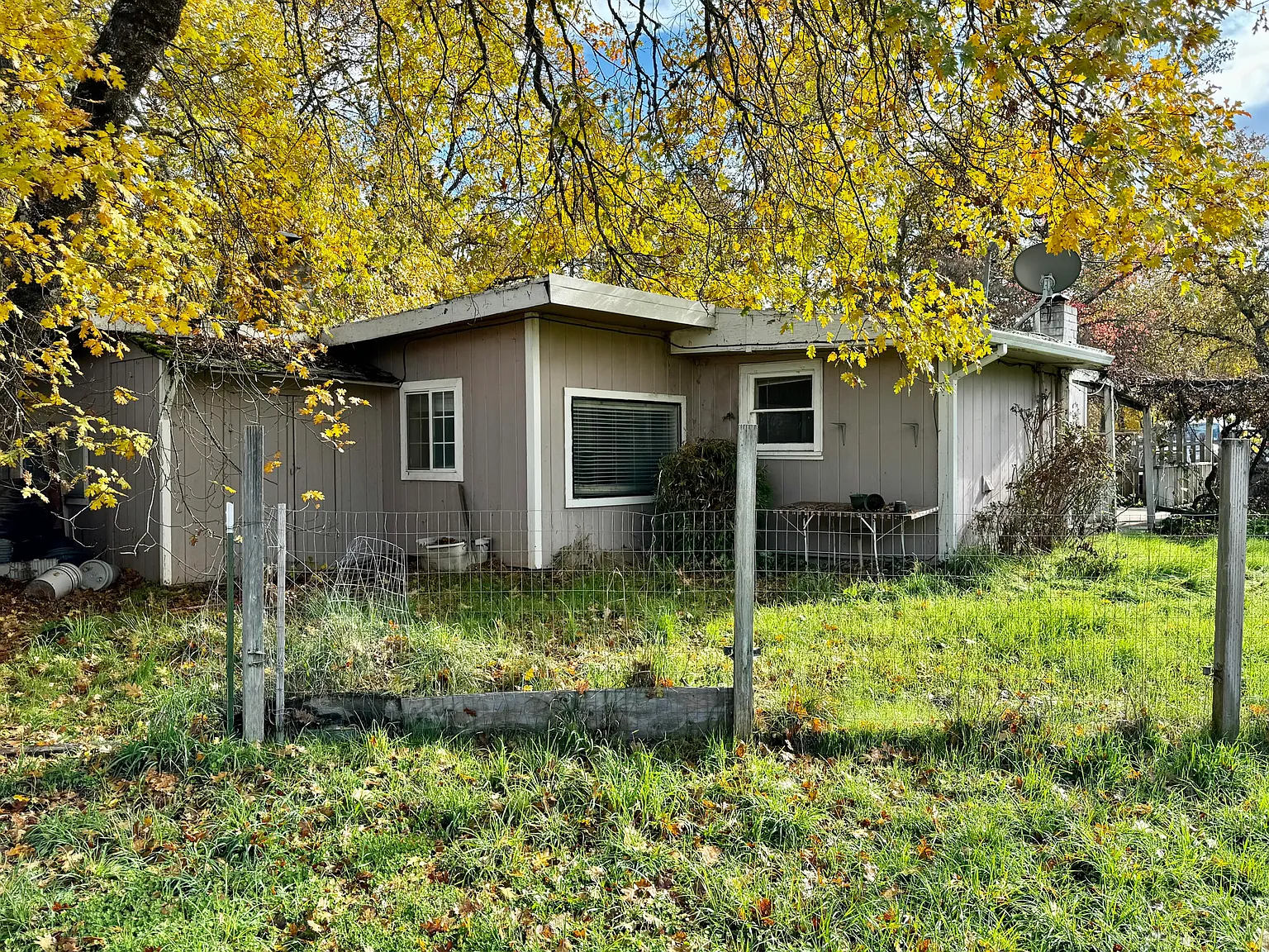 200 E Linda Vista Rd photo 1