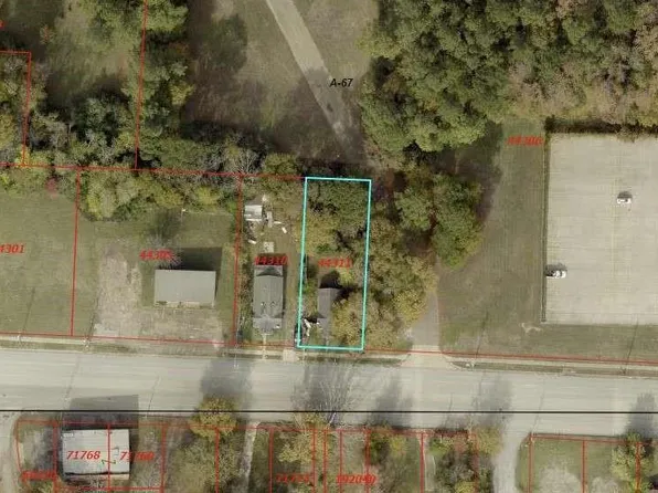 1025 E Young St, Longview, TX 75602