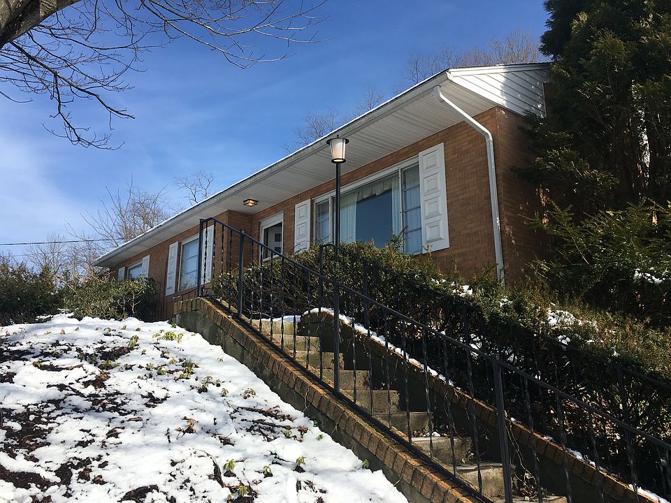 1st image of 284 Arandale St