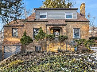 4640 Lee Ave, Downers Grove, IL