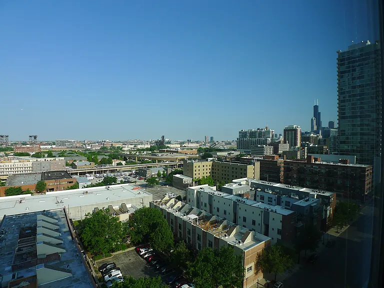 1845 S Michigan Ave #1402 — Photo 15