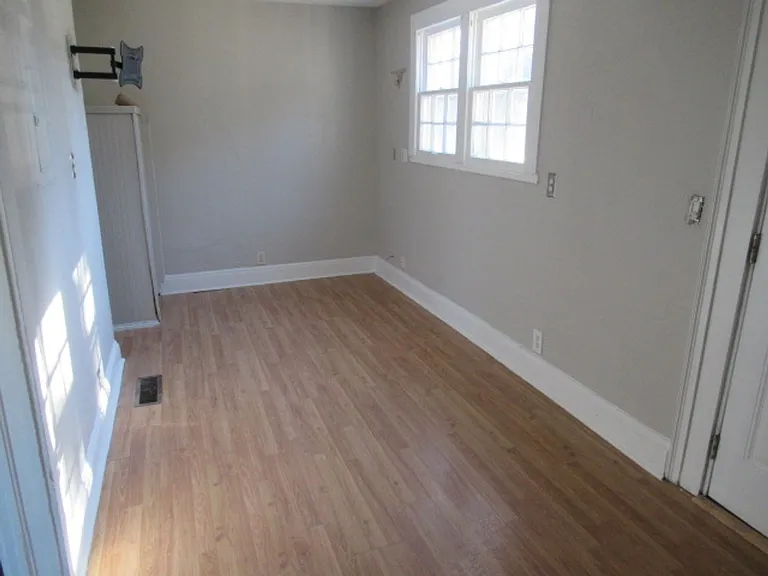 1404 Maple St — Photo 26