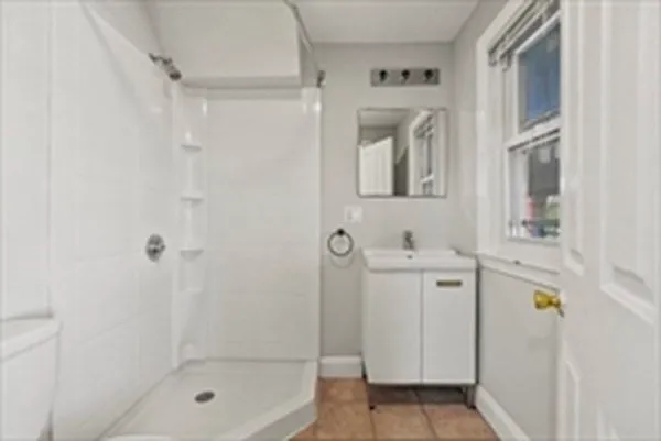 3-5 Quincy St #3 — Photo 9