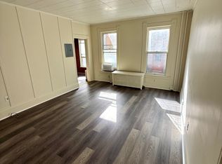 514 N Dubuque St #2, Iowa City, IA 52245