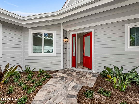 3rd image of 64 NORTHGATE Drive