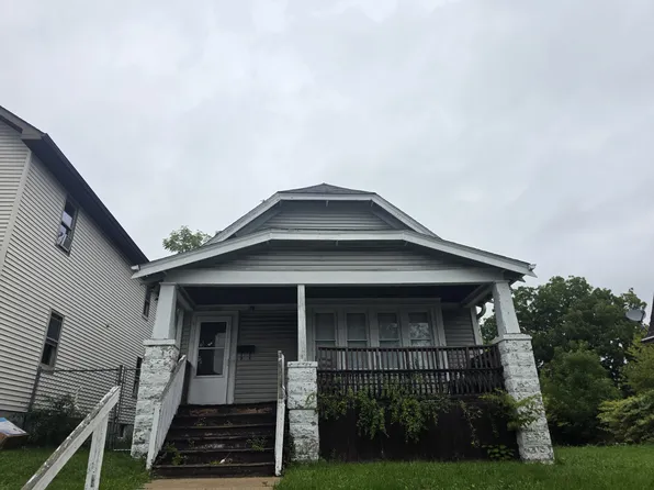 1428 W Chambers St, Milwaukee, WI 53206