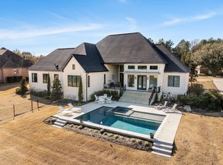 177 Bridgewater Dr, Hattiesburg, MS 39402