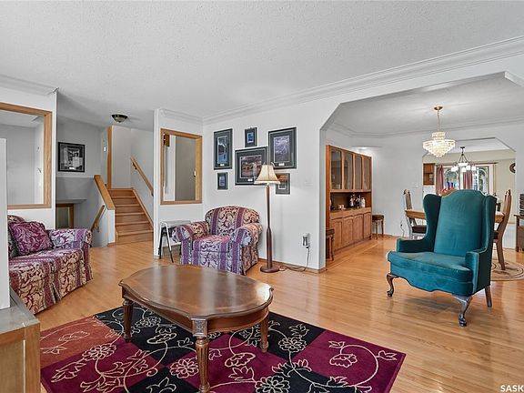4th image of 3341 Dieppe St