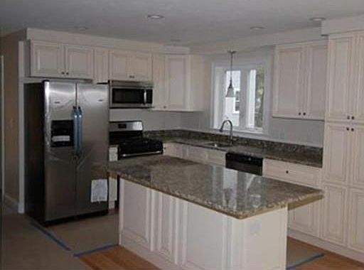 3rd image of 793 Summer St