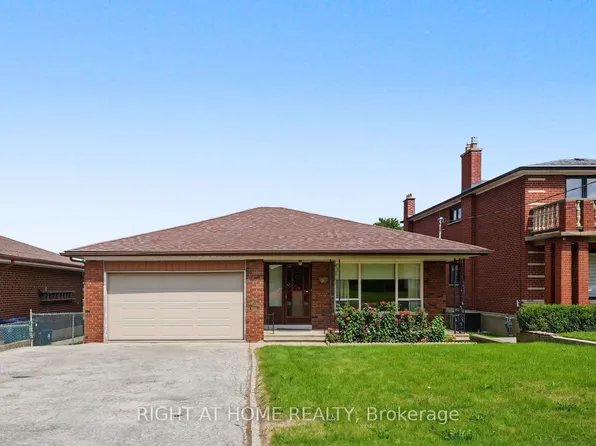 84 Raven Rd, Toronto, ON M6L 2A7