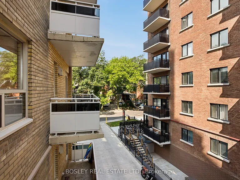 85 Lawton Blvd #304 — Photo 16