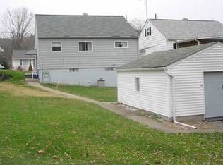 825 Todd Ave, Ellwood City, PA 16117