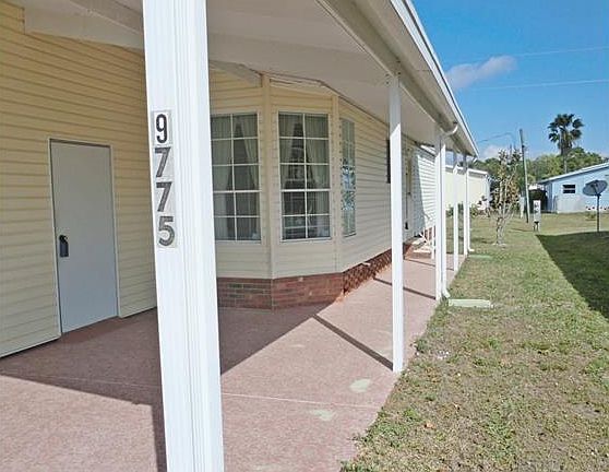 5th image of 9775 Sugarmill Springs Dr
