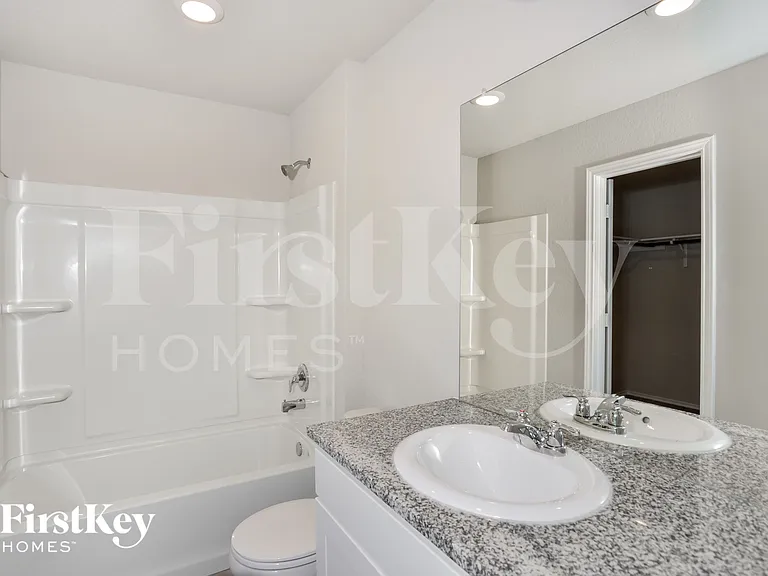 10766 Prusiner Dr — Photo 9