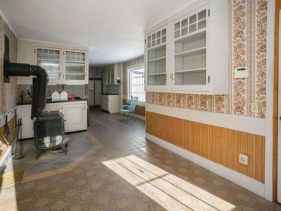 11th image of this home