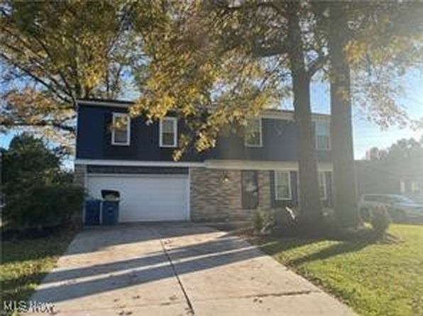 552 Saint Lawrence Blvd, Eastlake, OH 44095