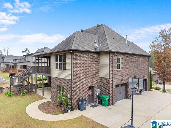 4th image of 412 Grey Oaks Dr