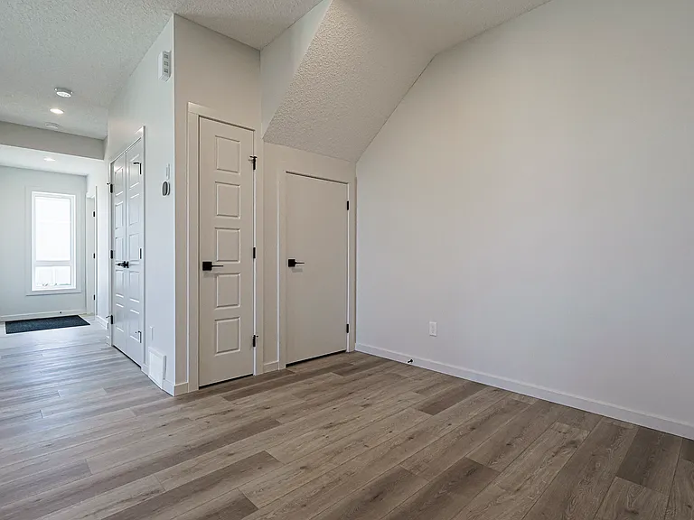 114 Greenfield Way — Photo 5